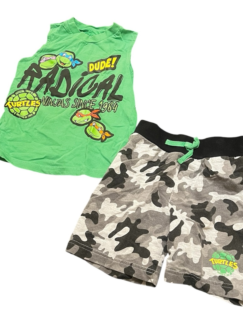 Nickelodeon Green Teenage Mutant Ninja Turtles Radical Tank & Camo Shorts Set